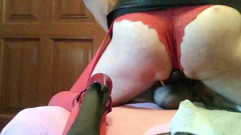 Snapshot of thongsandstockings chatting on 23, 9, 2025 Thongsandstocking online show from 23, 9, 2025