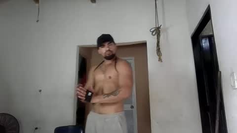 Snapshot of thonybeiio chatting on 10, 10, 2025 thonybeiio online show from 10, 10, 2025