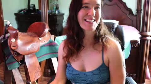 ThornburyRose online show from 19, 4, 2026