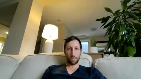 throwawayafteruse20202 online show from 3, 11, 2025