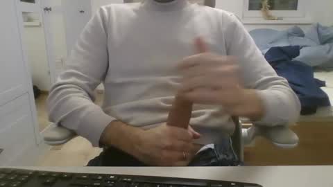 toobigcockforonegirl online show from 2, 2, 2026