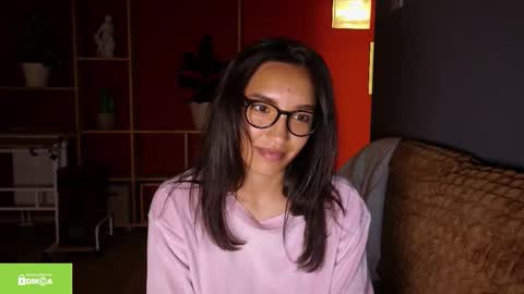 tia_j online show from 6, 11, 2025