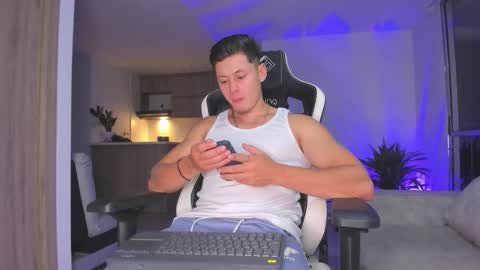 santiago online show from 4, 2, 2026