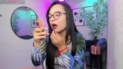 Tiara  online show from 27, 2, 2026