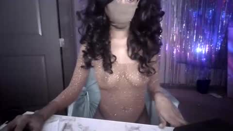 Tiara online show from 23, 1, 2025