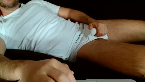 Snapshot of tiburonbeach39 chatting on 3, 12, 2024 Tiburonbeach online show from 3, 12, 2024