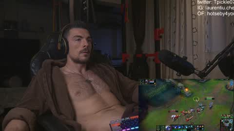 Snapshot of tickle_my_pickle07 chatting on 7, 12, 2024 tickle_my_pickle07 online show from 7, 12, 2024