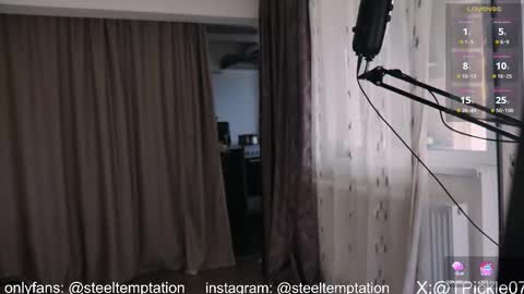 Snapshot of tickle_my_pickle07 chatting on 27, 9, 2025 tickle_my_pickle07 online show from 27, 9, 2025