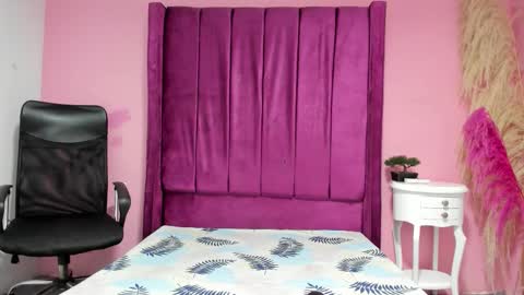 Tifani brown online show from 14, 3, 2026