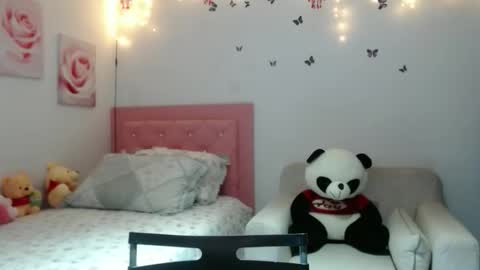 Tifany online show from 4, 3, 2026