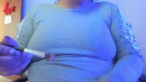 Tiff Luxx online show from 2, 5, 2026