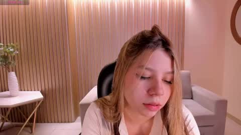 Snapshot of tiffannysins chatting on 11, 7, 2026 Tiffanny Sins online show from 11, 7, 2026