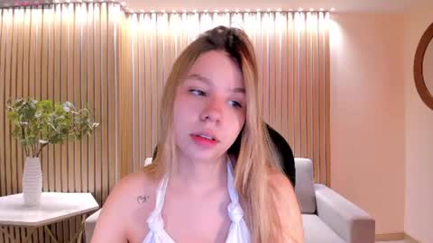 Snapshot of tiffannysins chatting on 29, 7, 2026 Tiffanny Sins online show from 29, 7, 2026