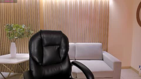 Snapshot of tiffannysins chatting on 30, 7, 2026 Tiffanny Sins online show from 30, 7, 2026