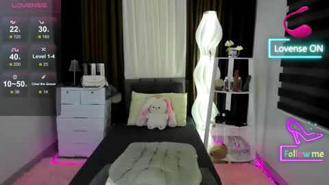 TIFFANY online show from 26, 3, 2026