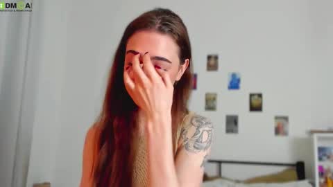 Snapshot of tiffany_loong chatting on 30, 10, 2025 tiffany online show from 30, 10, 2025