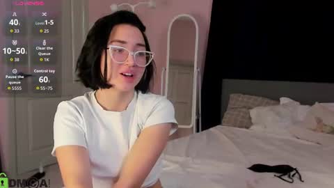 tiffany_robinson online show from 19, 6, 2026