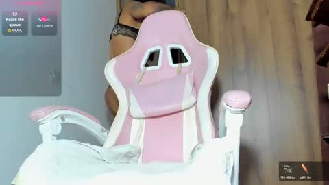  Tiffany  online show from 19, 10, 2025