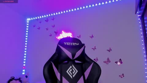 tiffany sofia online show from 3, 1, 2025