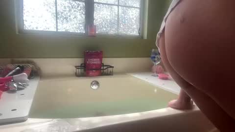 Tiffany Dove online show from 7, 3, 2025