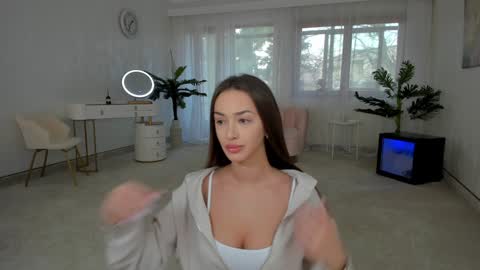 Tiffany Houston online show from 13, 1, 2025