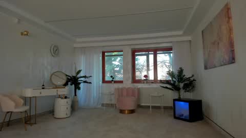 Tiffany Houston online show from 23, 1, 2025