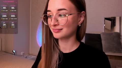 Tiffany online show from 28, 10, 2025