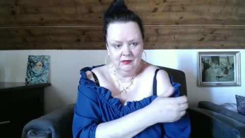 TiffanyMature online show from 2, 5, 2026