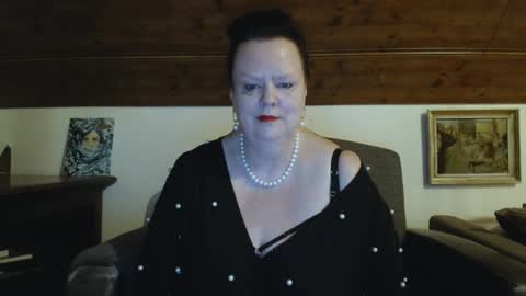 TiffanyMature online show from 3, 5, 2026