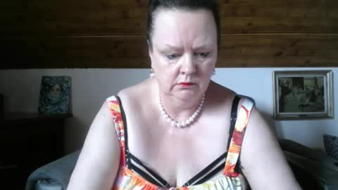 TiffanyMature online show from 8, 5, 2026