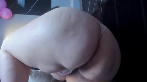 Snapshot of tiffanymonrow chatting on 6, 6, 2026 TiffanyMonrow online show from 6, 6, 2026