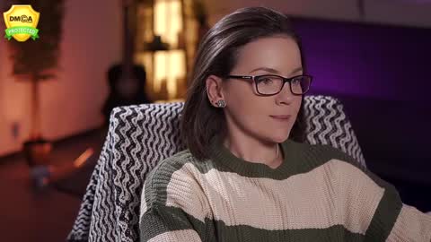 tiffanyriox online show from 8, 2, 2025