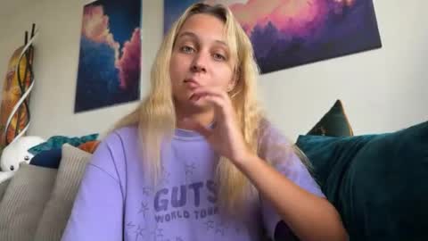 Snapshot of tiffstreatsxoxo chatting on 13, 7, 2026 Tiffstreatsxoxo online show from 13, 7, 2026