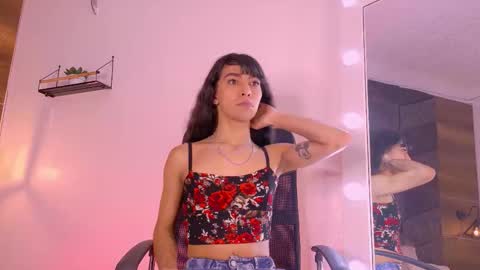 Tiffany  online show from 28, 9, 2025