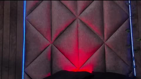 Tiffany  online show from 4, 10, 2025