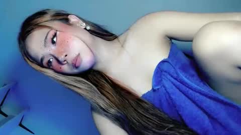 tight_elliana online show from 28, 3, 2026