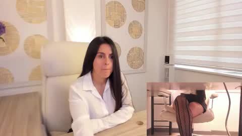 Snapshot of tiinyangel chatting on 18, 2, 2026 tiinyangel online show from 18, 2, 2026