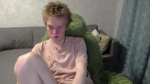 Snapshot of timmy7topcut chatting on 11, 3, 2025 Timmy online show from 11, 3, 2025