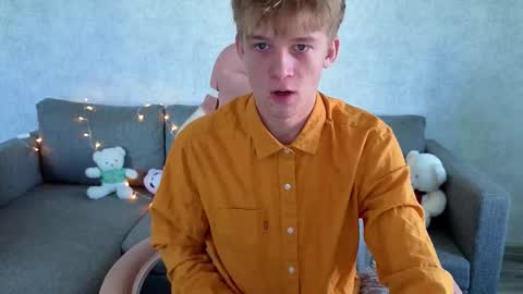 Snapshot of timmy7topcut chatting on 15, 10, 2025 Timmy online show from 15, 10, 2025