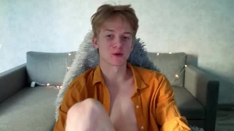 Snapshot of timmy7topcut chatting on 27, 10, 2025 Timmy online show from 27, 10, 2025