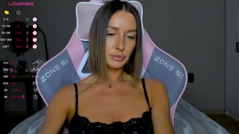 Snapshot of tina__bestie chatting on 23, 4, 2026 Tina online show from 23, 4, 2026