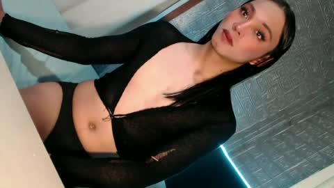 Snapshot of tina_allure chatting on 8, 7, 2026 Tina online show from 8, 7, 2026