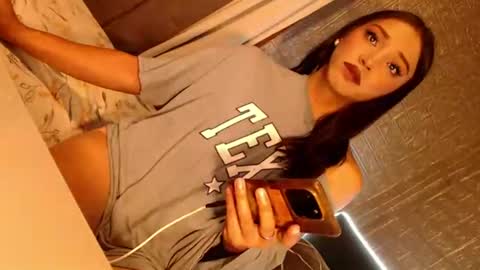 Snapshot of tina_allure chatting on 30, 7, 2026 Tina online show from 30, 7, 2026
