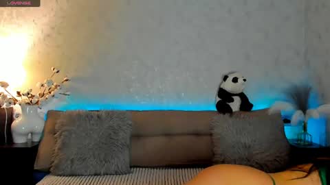 Snapshot of tina_mart chatting on 24, 6, 2026 Tina online show from 24, 6, 2026