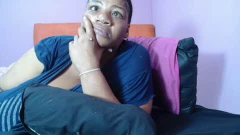 Snapshot of tinagiant chatting on 14, 7, 2026 tinagiant online show from 14, 7, 2026