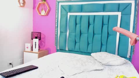 Tina online show from 27, 12, 2024