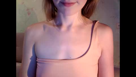 Snapshot of tinalamoon chatting on 12, 12, 2024 Lisa online show from 12, 12, 2024