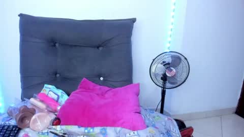 tinas_smith online show from 1, 5, 2026
