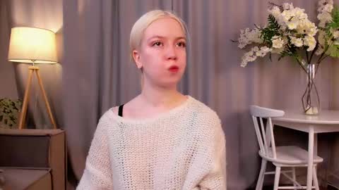 Annie online show from 4, 11, 2025