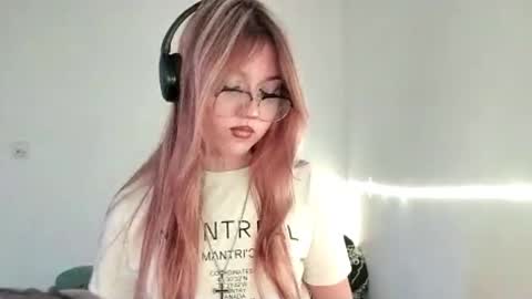 Kate online show from 5, 3, 2026